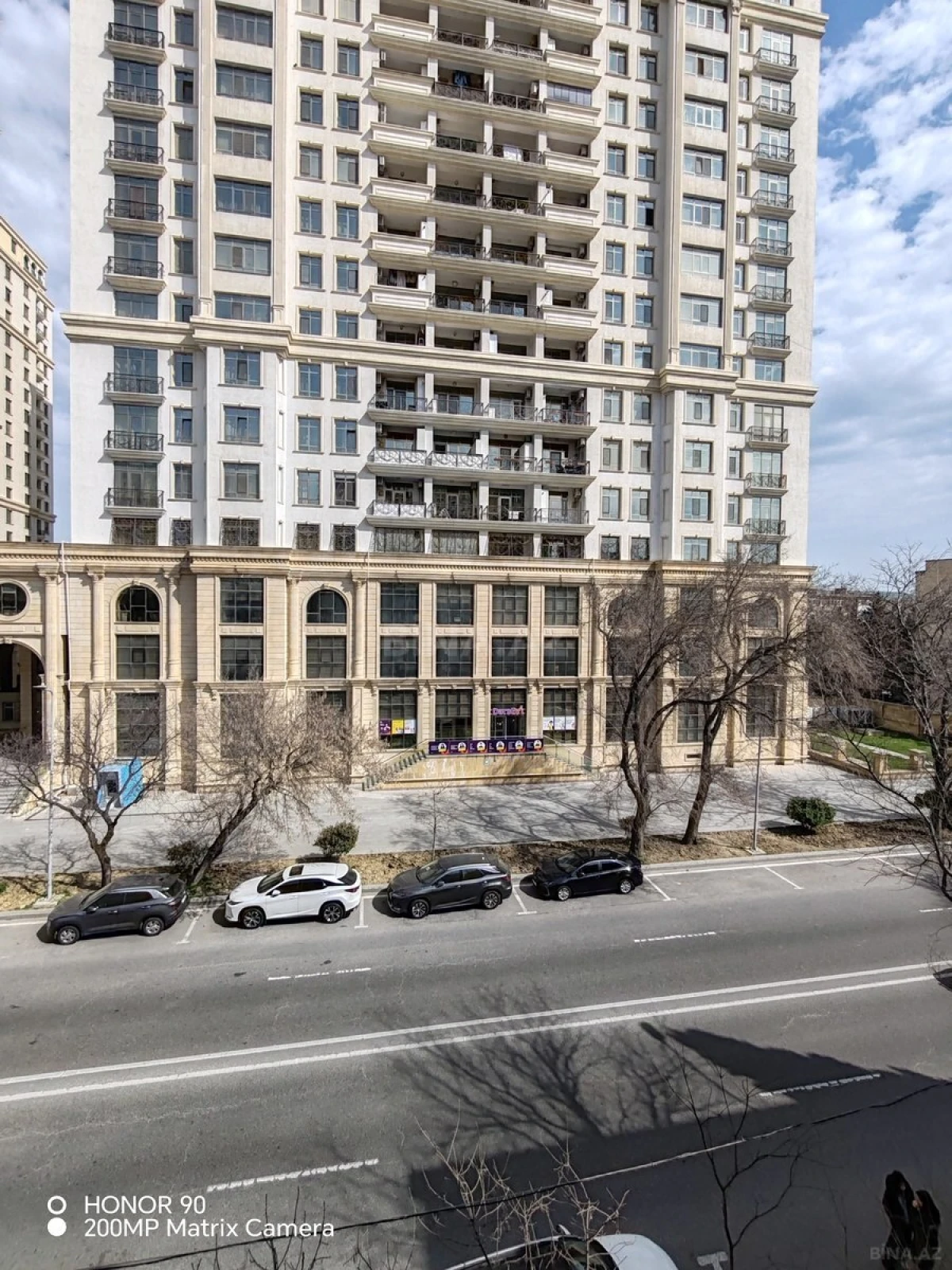 Satılır 3 otaqlı mənzil 85 m²