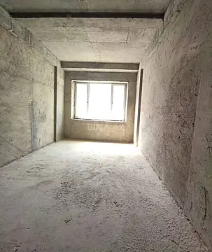 Satılır 3 otaqlı mənzil 106 m²