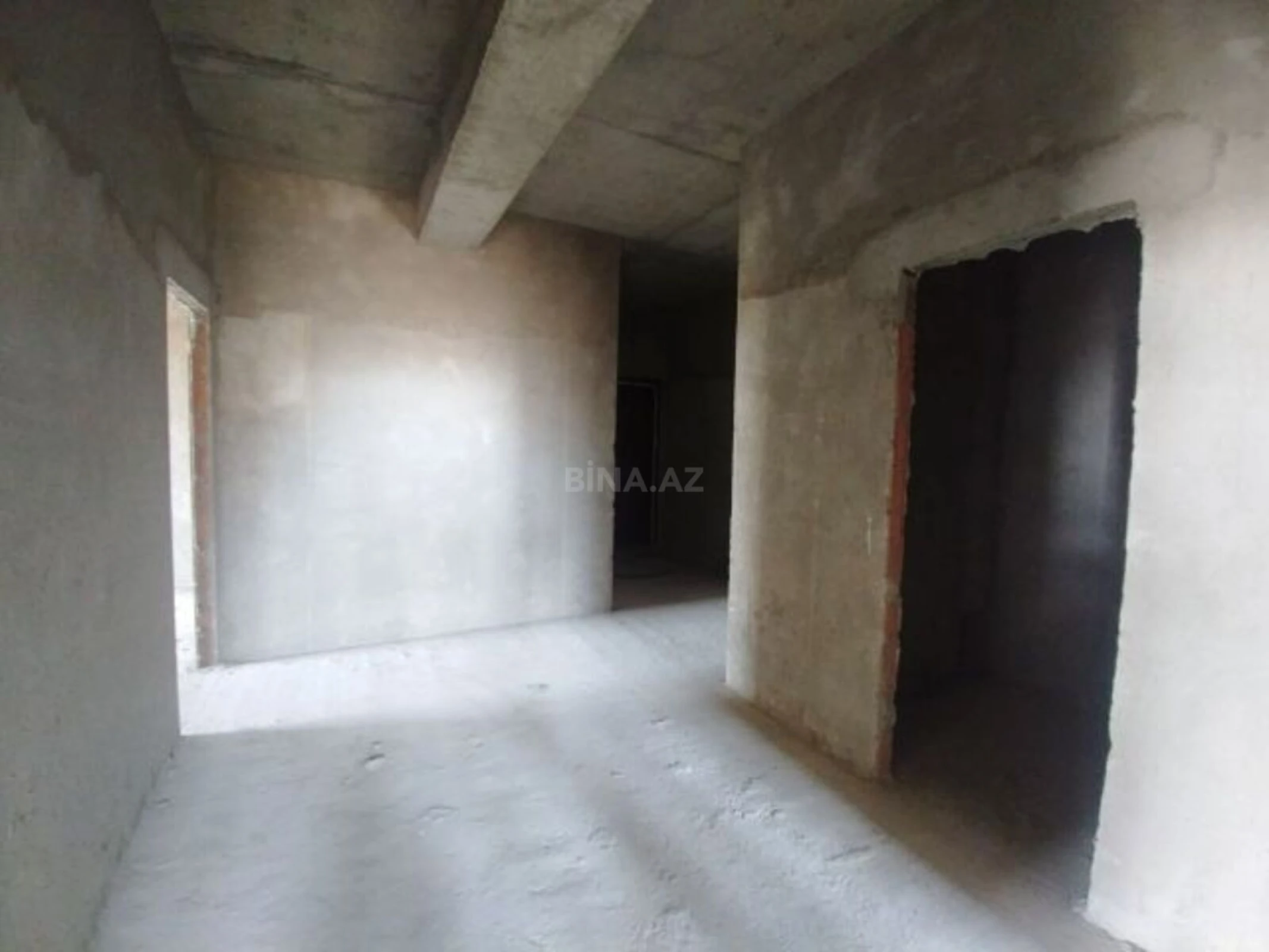 Satılır 3 otaqlı mənzil 106 m²