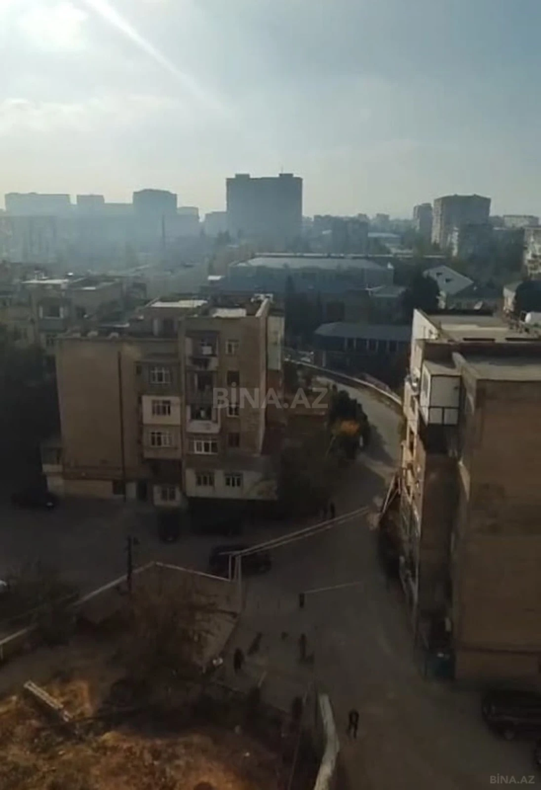 Satılır 2 otaqlı mənzil 120.3 m²