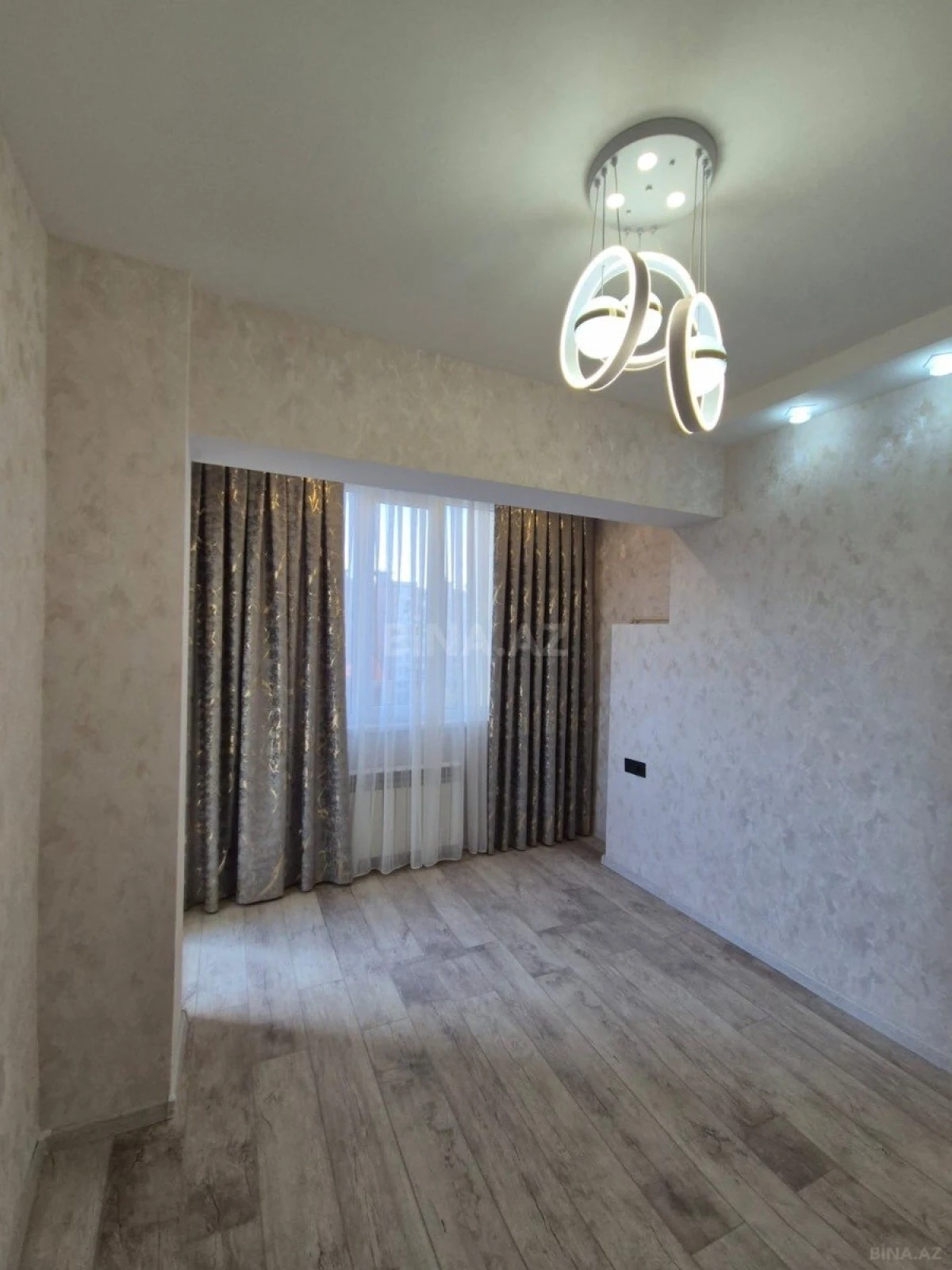 Satılır 2 otaqlı mənzil 40 m²
