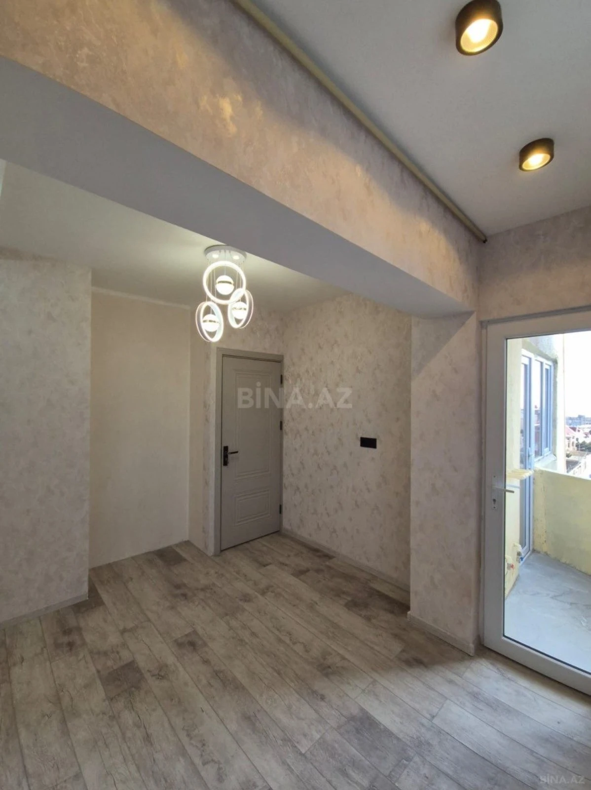 Satılır 2 otaqlı mənzil 40 m²