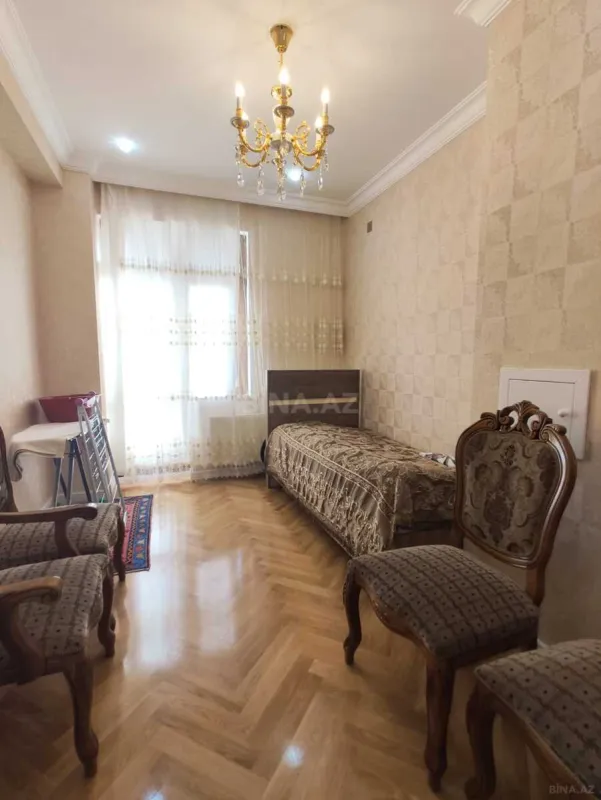 Kirayə verilir 3 otaqlı mənzil 115 m²