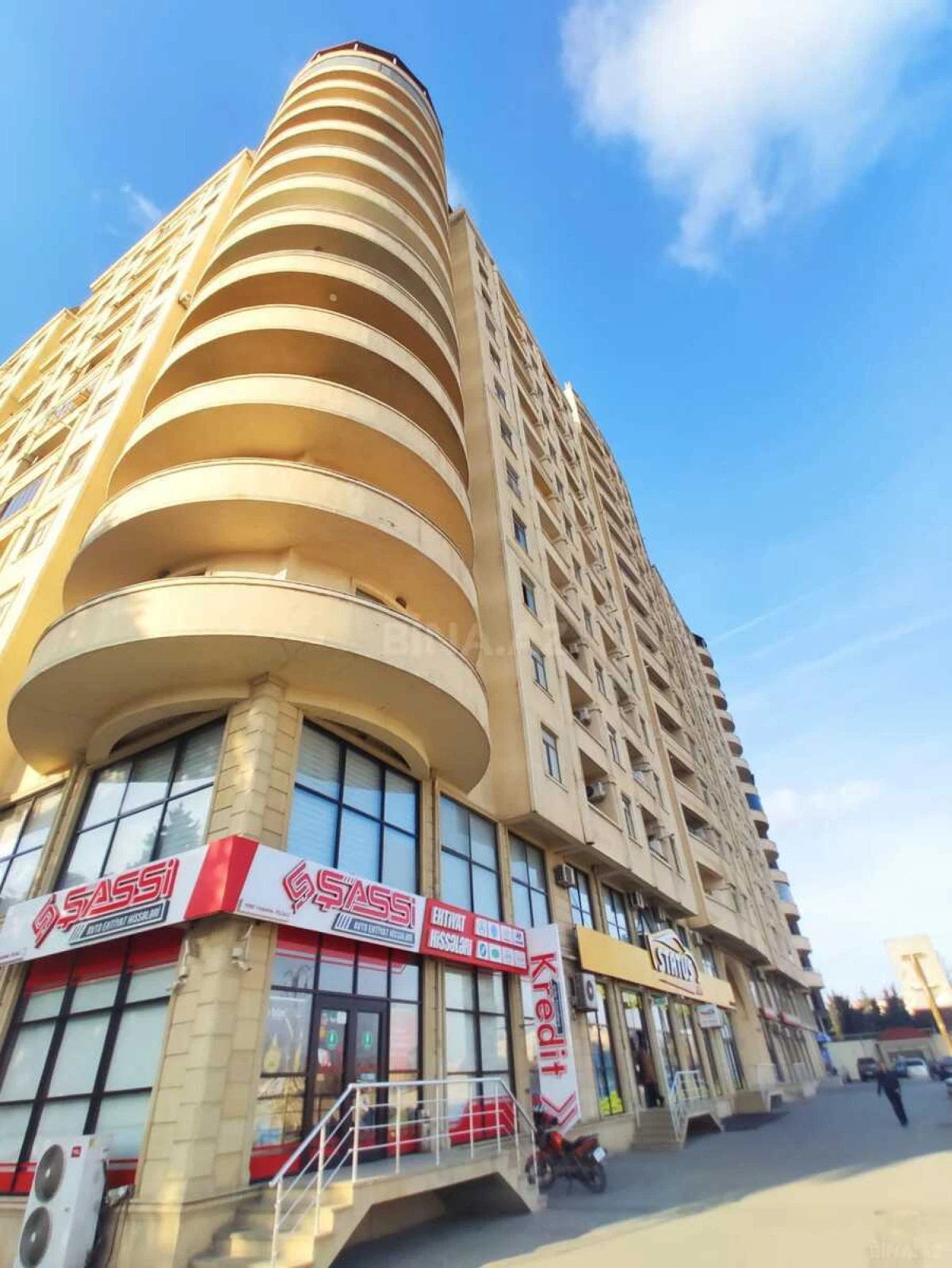 Kirayə verilir 3 otaqlı mənzil 115 m²