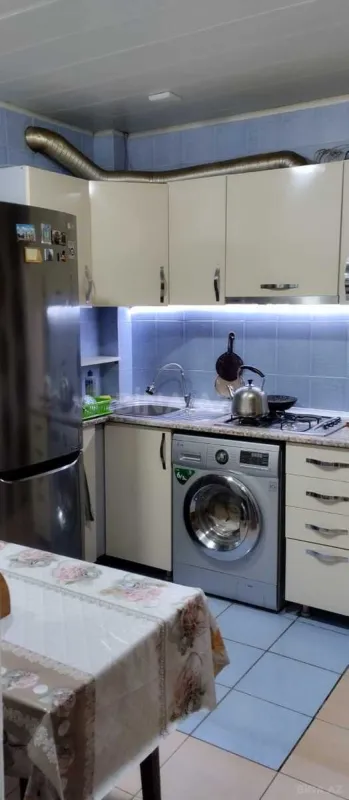 Satılır 4 otaqlı mənzil 90 m²