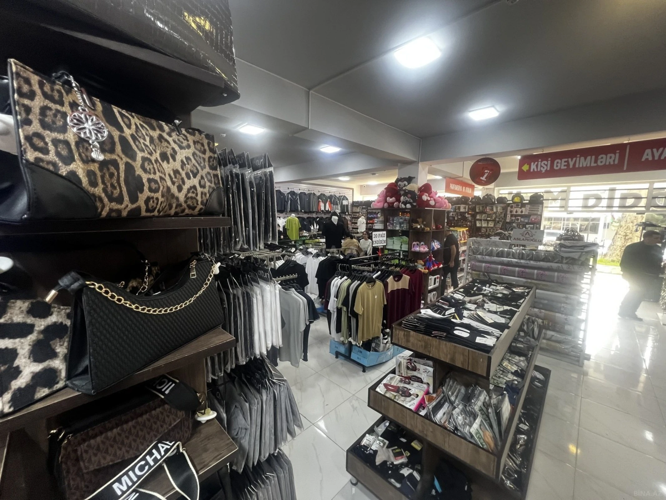 Kirayə verilir obyekt 750 m²