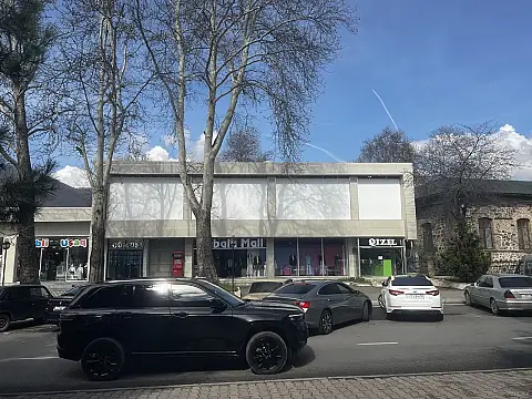 Kirayə verilir obyekt 750 m²