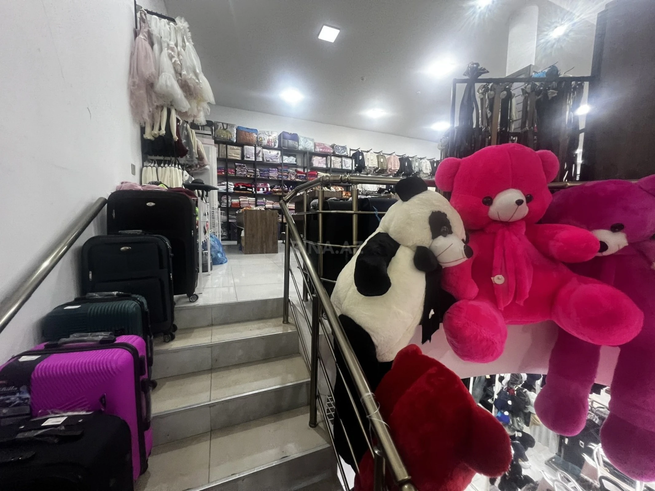 Kirayə verilir obyekt 750 m²