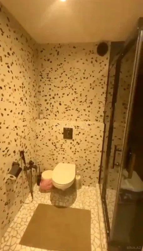 Satılır 6 otaqlı həyət evi 190 m²