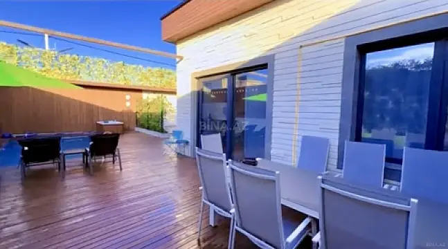 Satılır 6 otaqlı həyət evi 190 m²