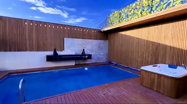 Satılır 6 otaqlı həyət evi 190 m²