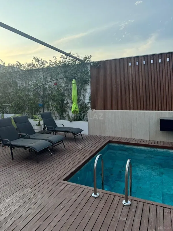 Satılır 6 otaqlı həyət evi 190 m²