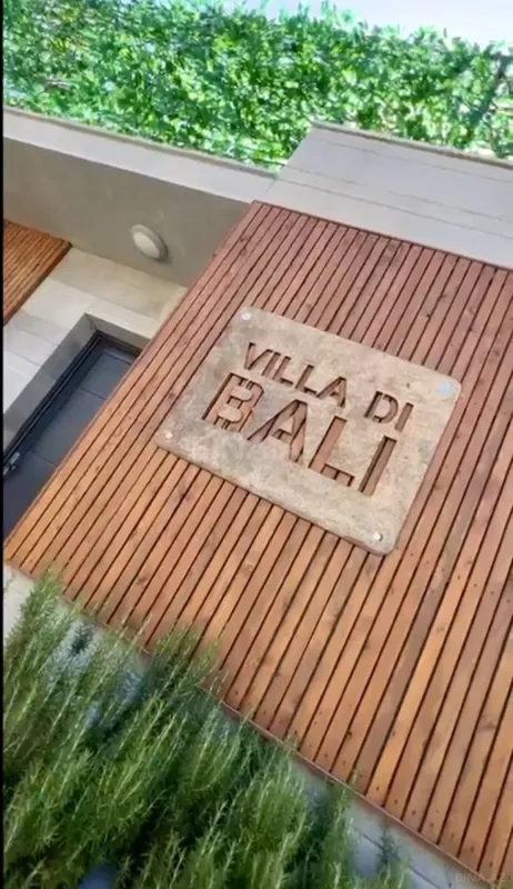 Satılır 6 otaqlı həyət evi 190 m²