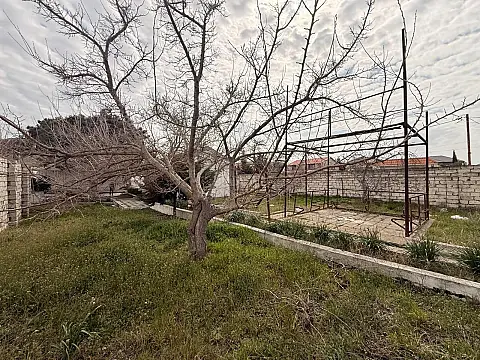 Satılır torpaq sahəsi 8 m²
