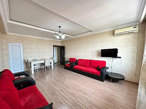 Satılır 2 otaqlı mənzil 90 m² — Bakı 2 otaq 90.00 m²