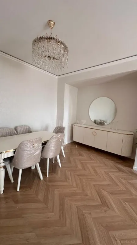 Kirayə verilir 3 otaqlı mənzil 148 m²