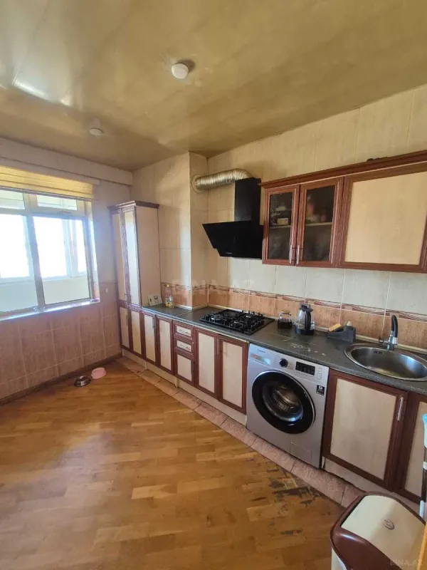 Satılır 3 otaqlı mənzil 95 m²