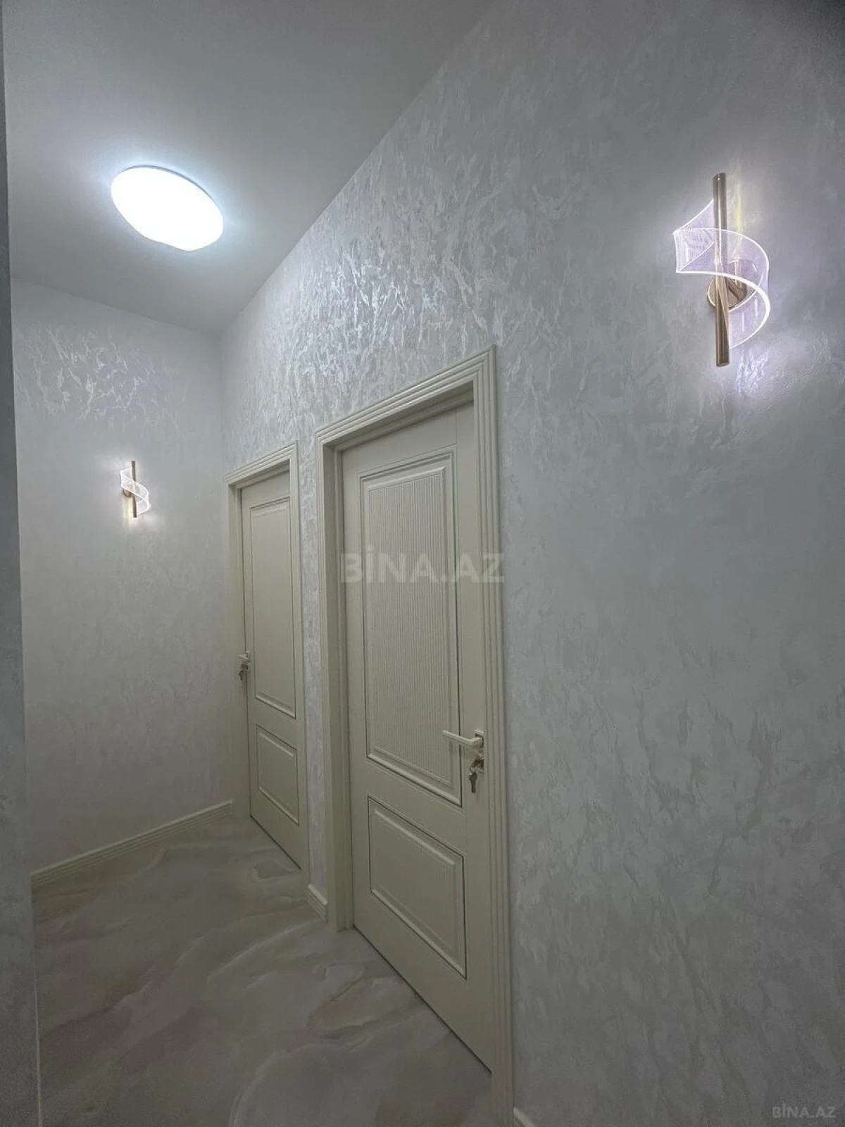 Satılır 3 otaqlı mənzil 90 m²