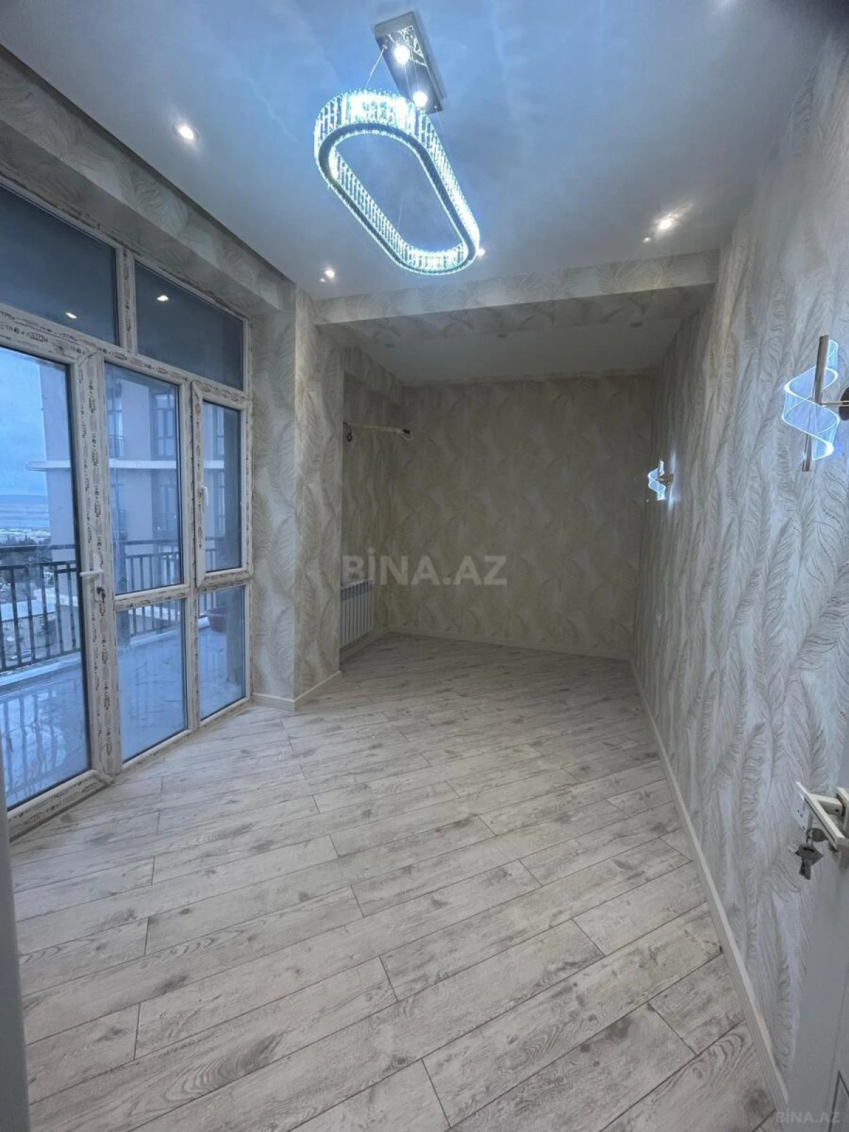 Satılır 3 otaqlı mənzil 90 m²