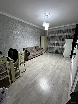 Kirayə verilir 2 otaqlı mənzil 50 m²