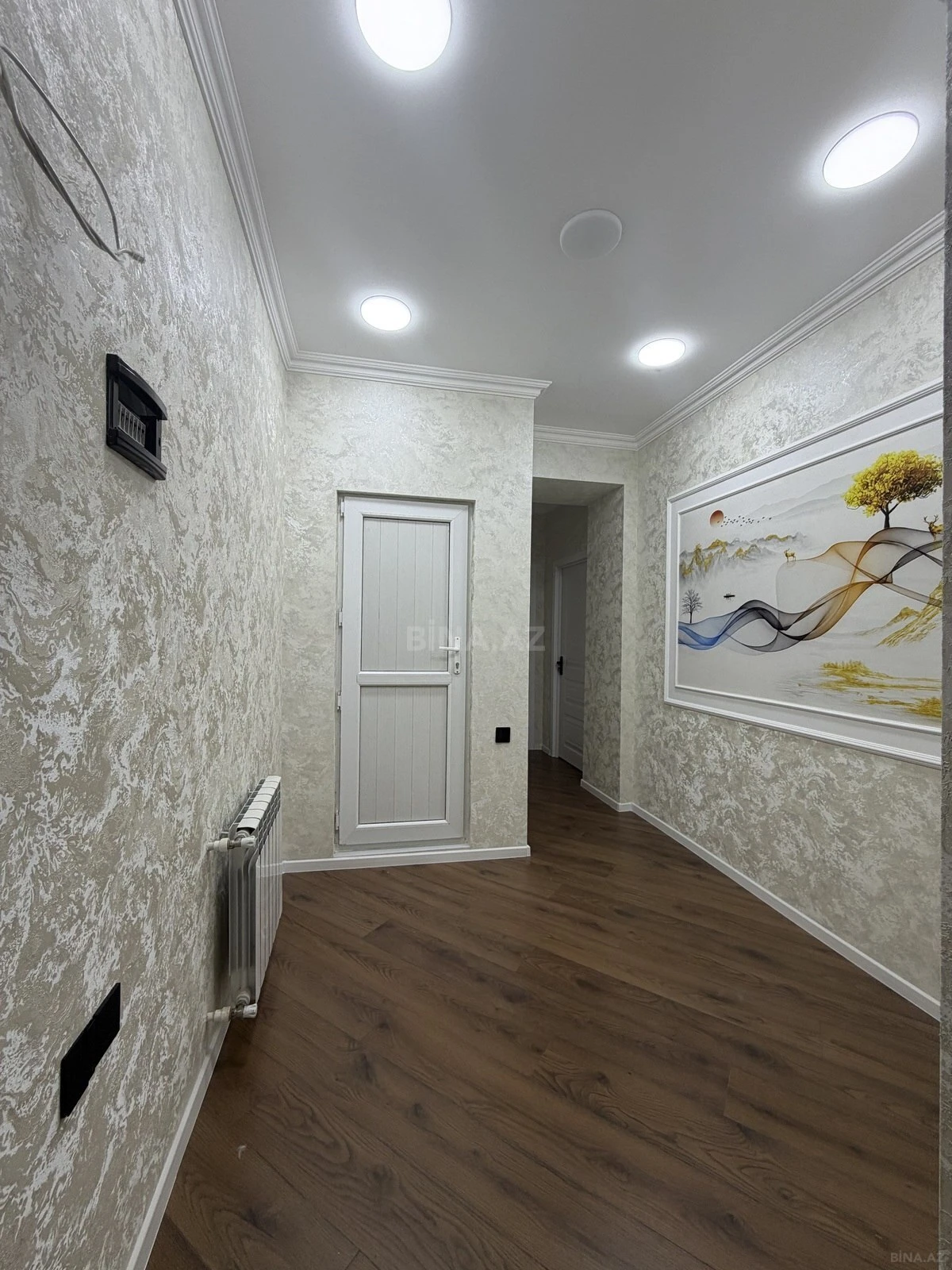Satılır 2 otaqlı mənzil 56 m²