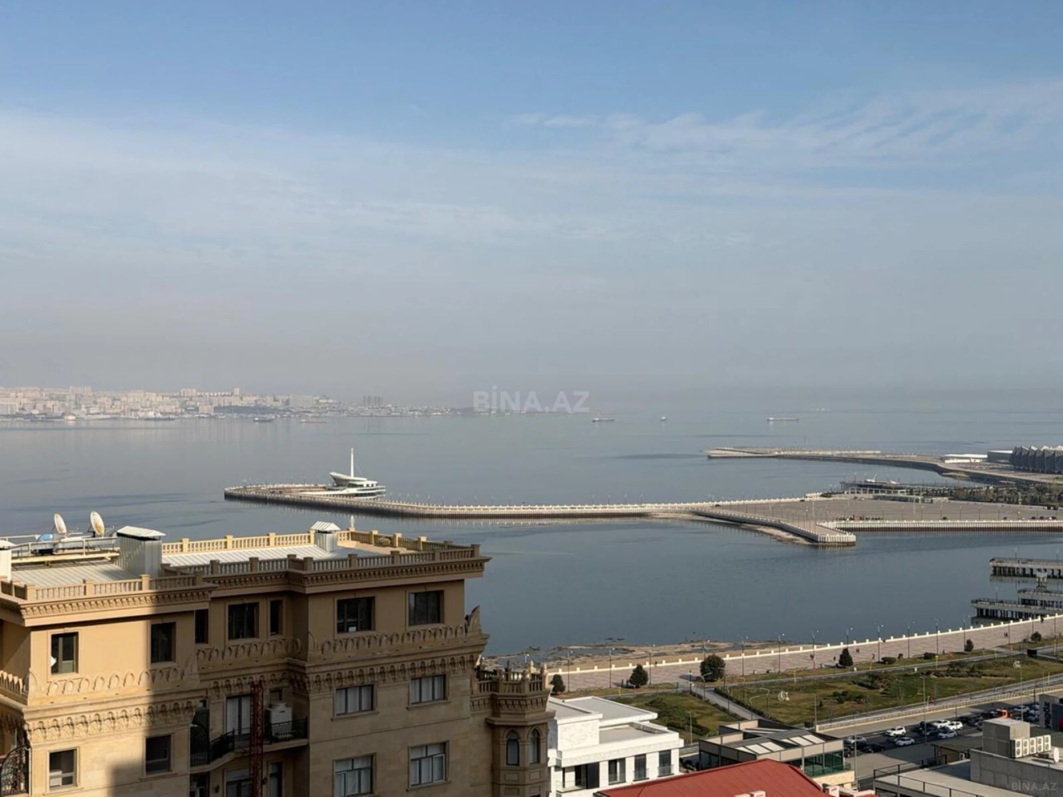 Kirayə verilir 2 otaqlı mənzil 90 m²