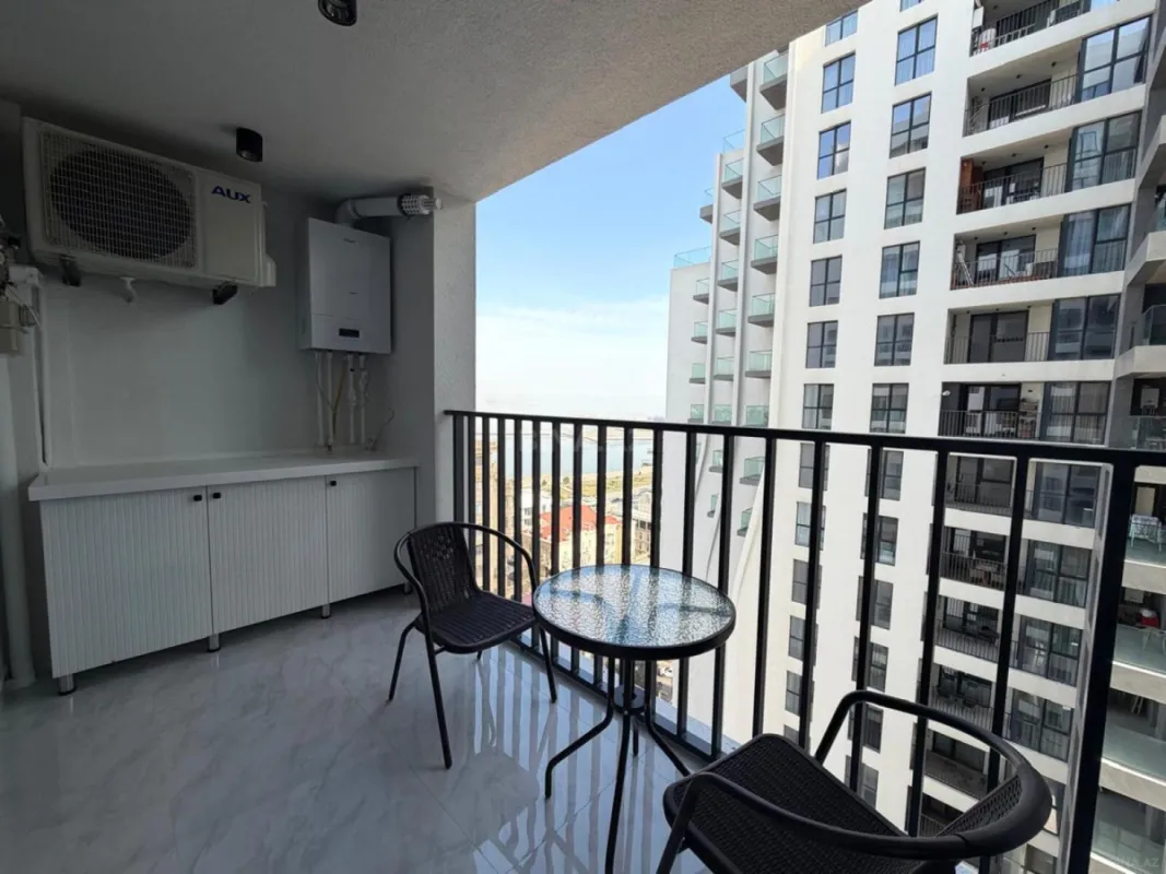 Kirayə verilir 2 otaqlı mənzil 90 m²