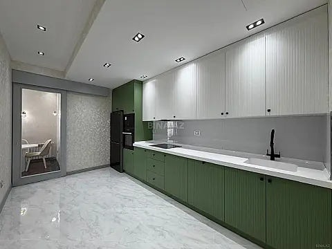 Kirayə verilir 2 otaqlı mənzil 90 m²