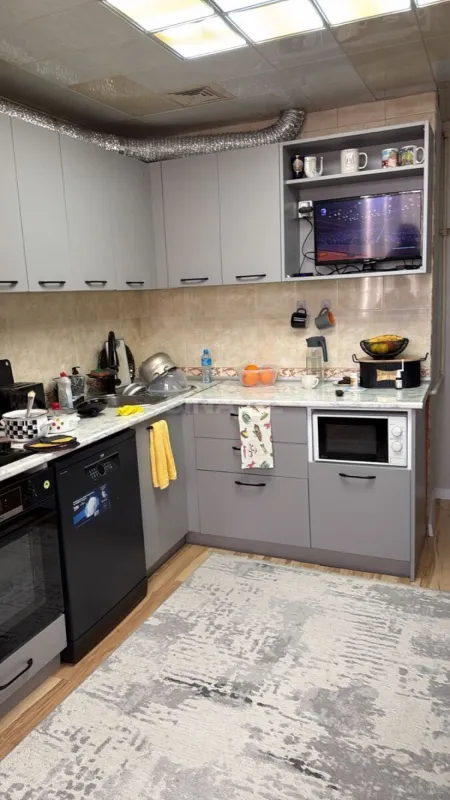 Satılır 3 otaqlı mənzil 67 m²