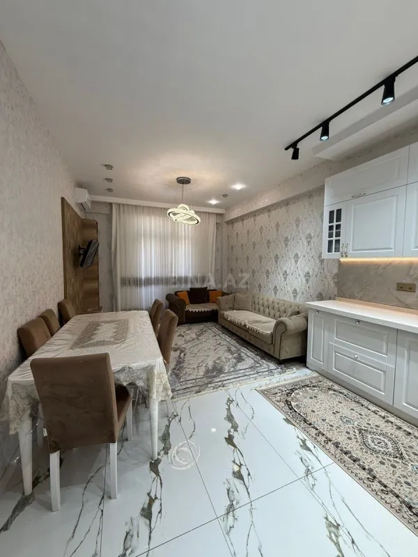 Satılır 2 otaqlı mənzil 67 m²
