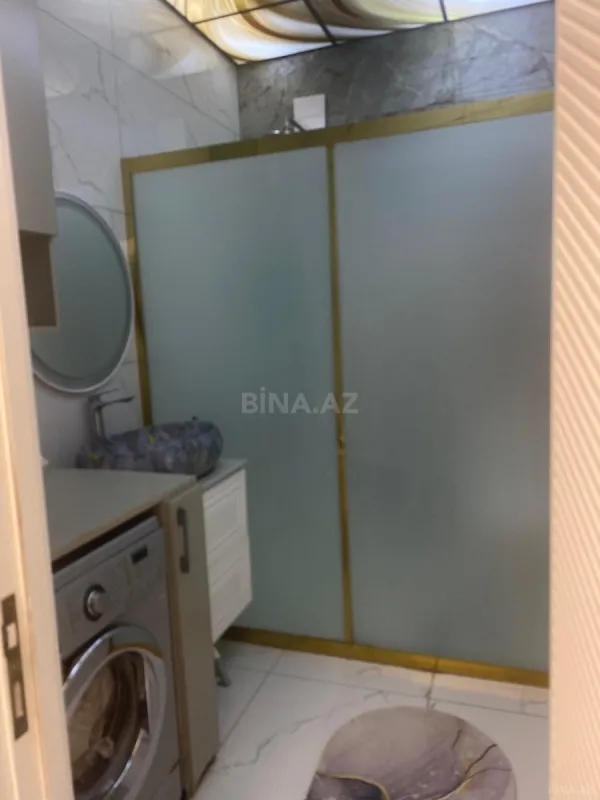 Satılır 2 otaqlı mənzil 67 m²