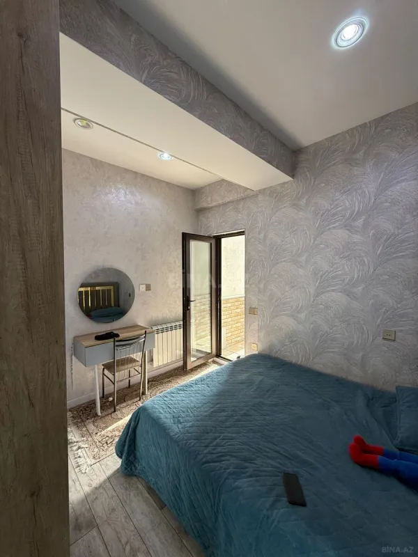 Satılır 2 otaqlı mənzil 67 m²