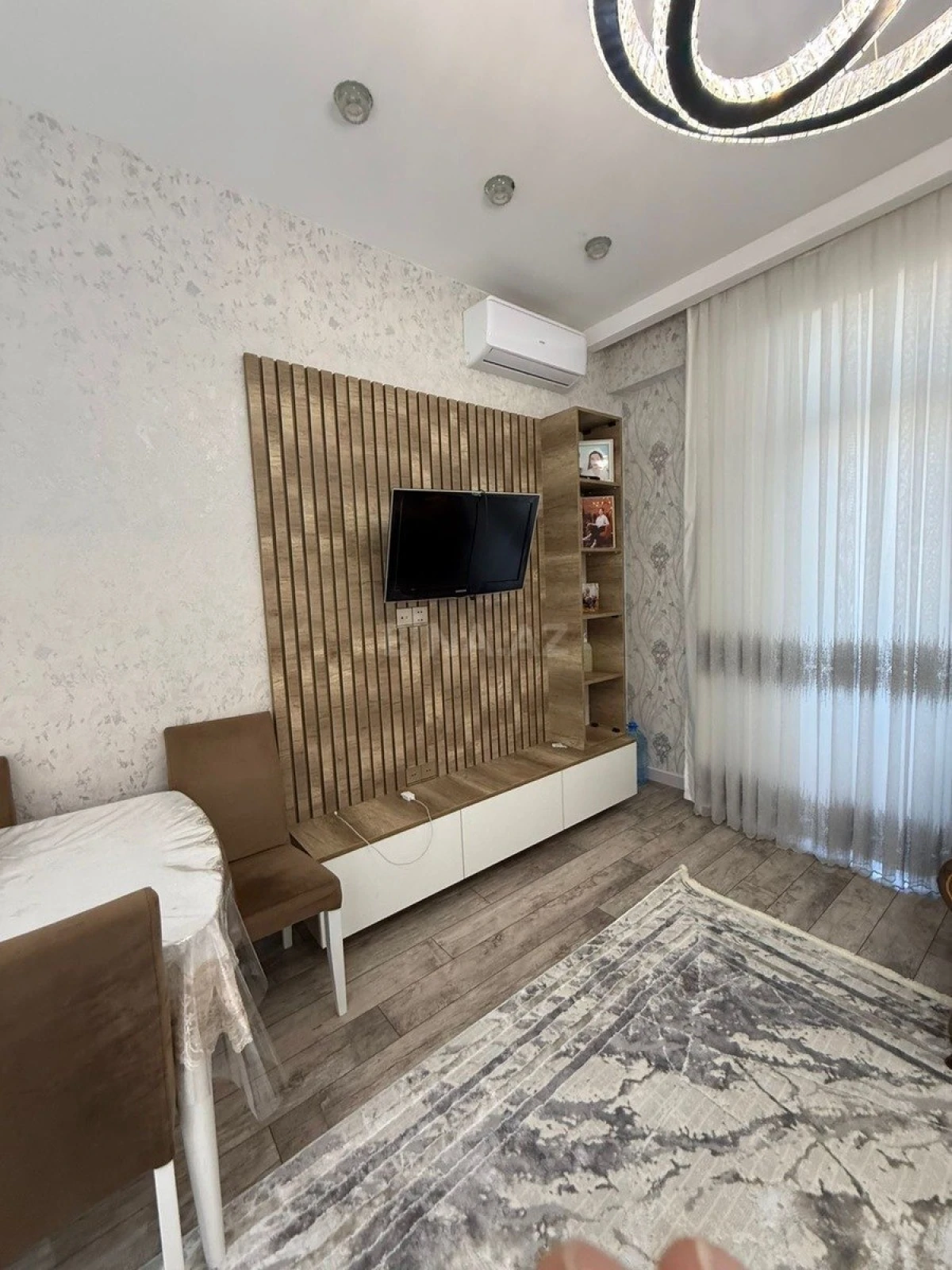 Satılır 2 otaqlı mənzil 67 m²