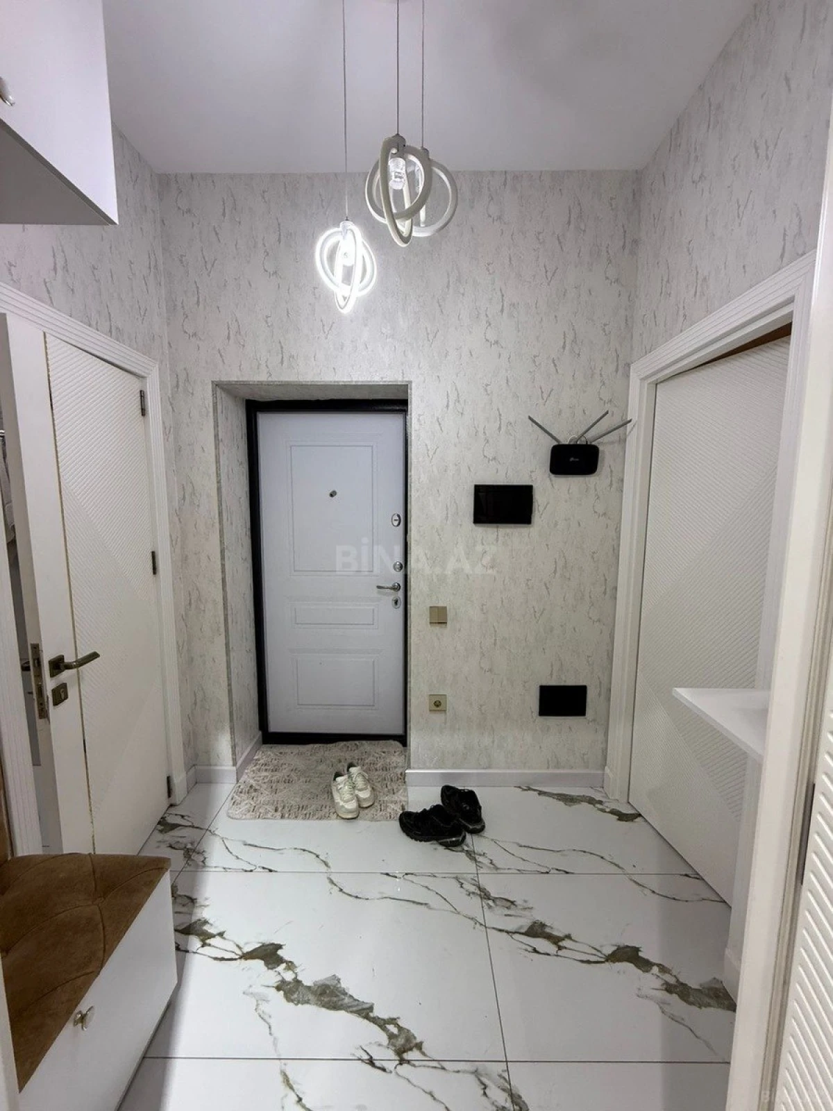 Satılır 2 otaqlı mənzil 67 m²
