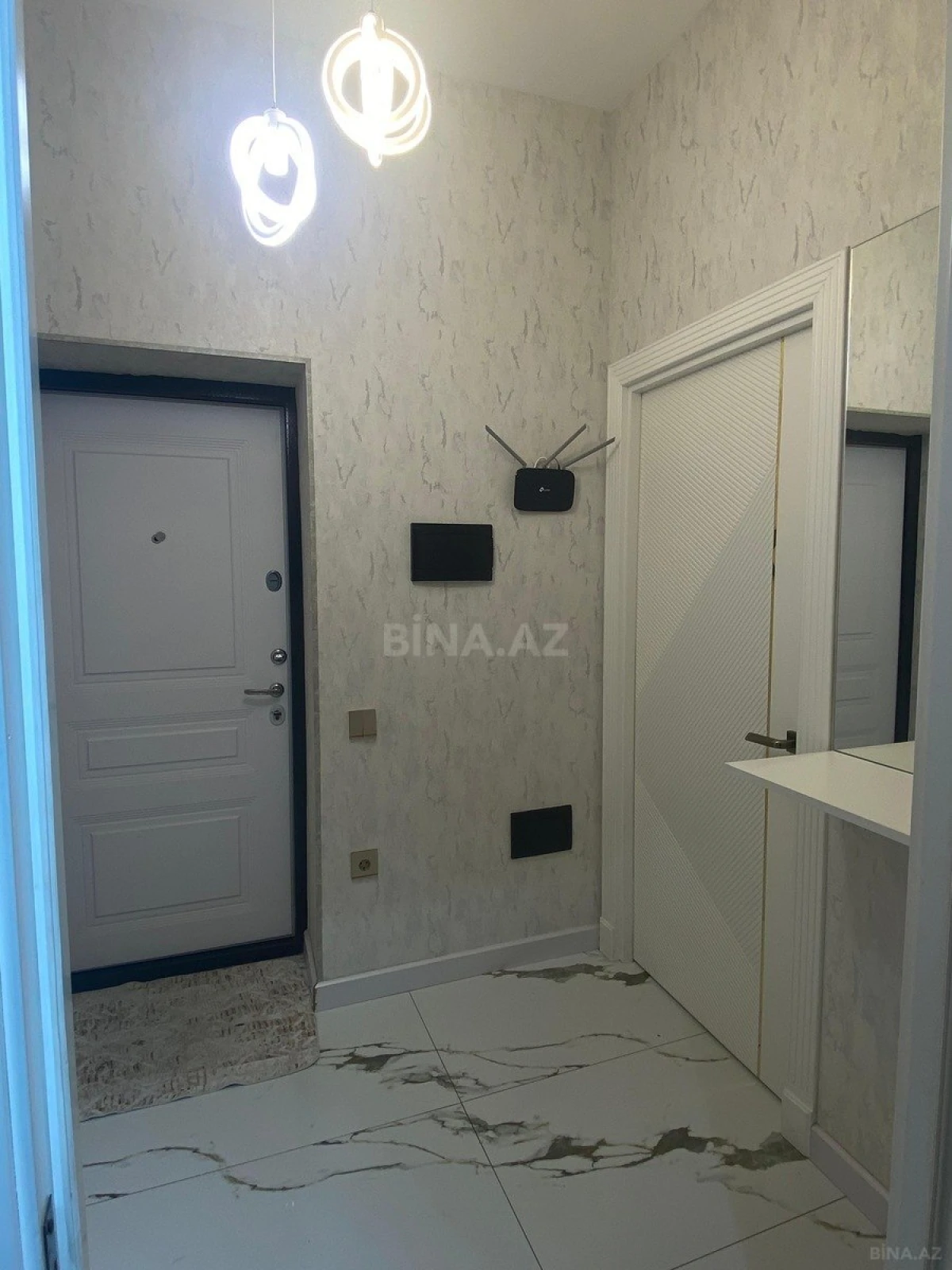 Satılır 2 otaqlı mənzil 67 m²