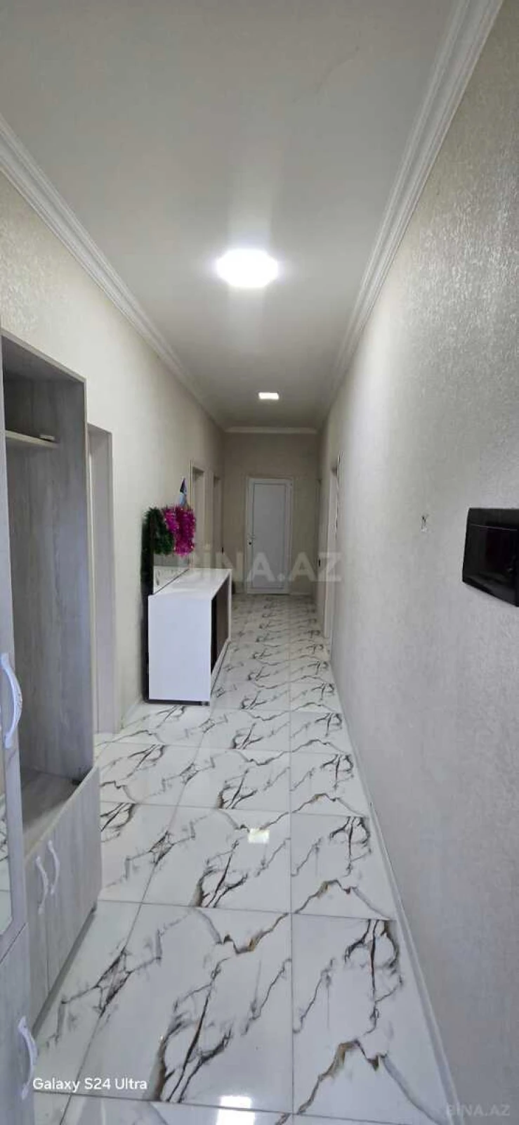Satılır 4 otaqlı həyət evi 140 m²