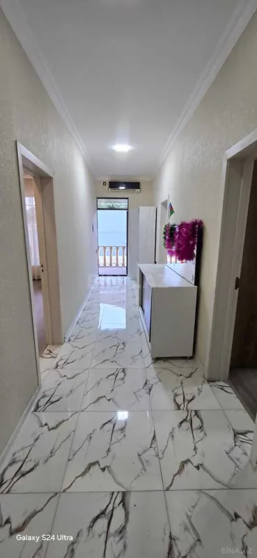 Satılır 4 otaqlı həyət evi 140 m²