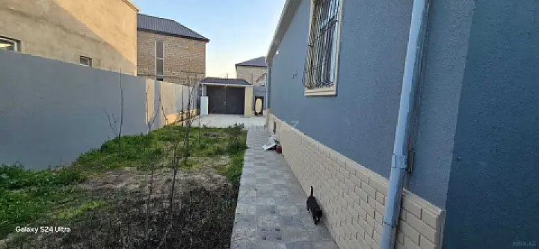Satılır 4 otaqlı həyət evi 140 m²