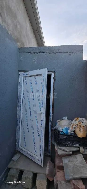 Satılır 4 otaqlı həyət evi 140 m²