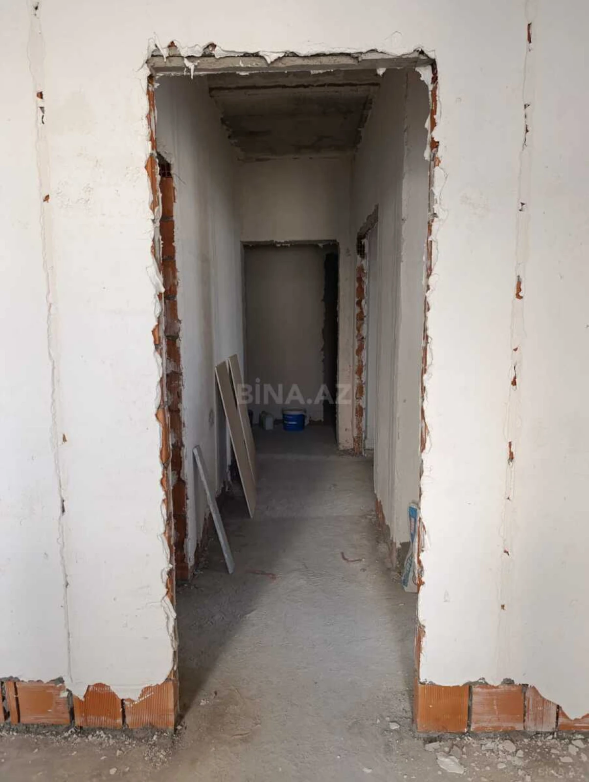 Satılır 3 otaqlı mənzil 125 m²