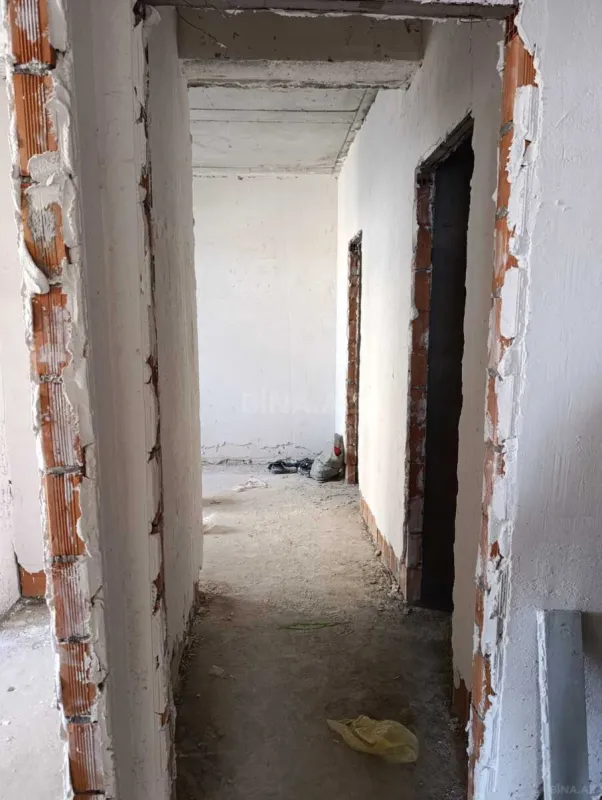 Satılır 3 otaqlı mənzil 125 m²