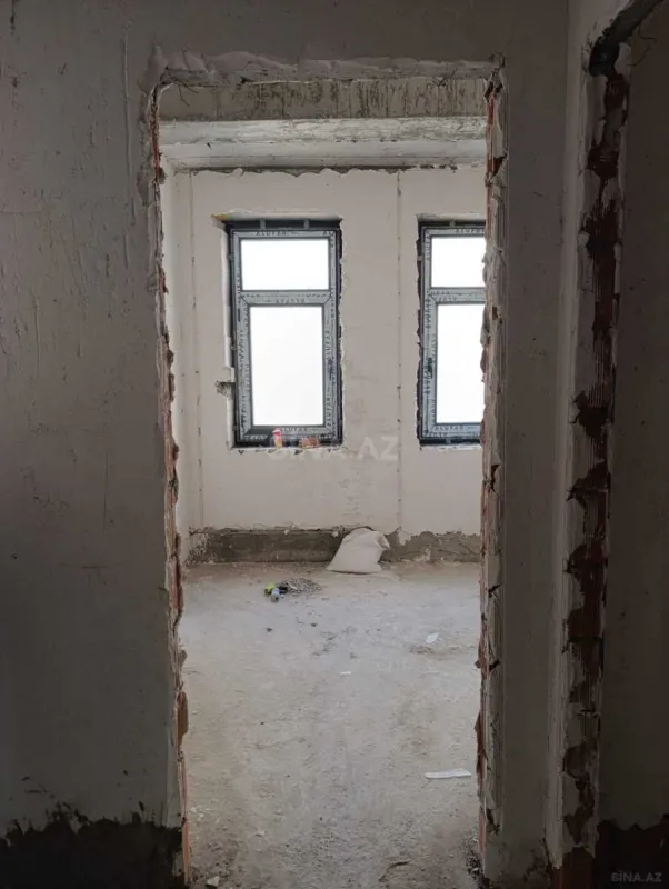 Satılır 3 otaqlı mənzil 125 m²