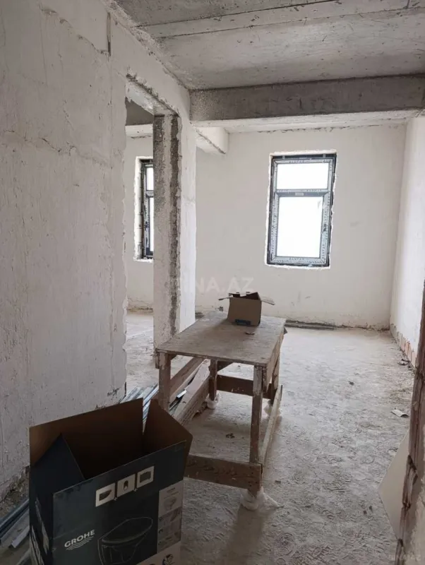 Satılır 3 otaqlı mənzil 125 m²