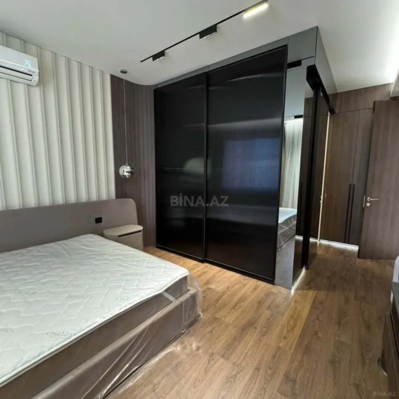 Kirayə verilir 3 otaqlı mənzil 140 m²