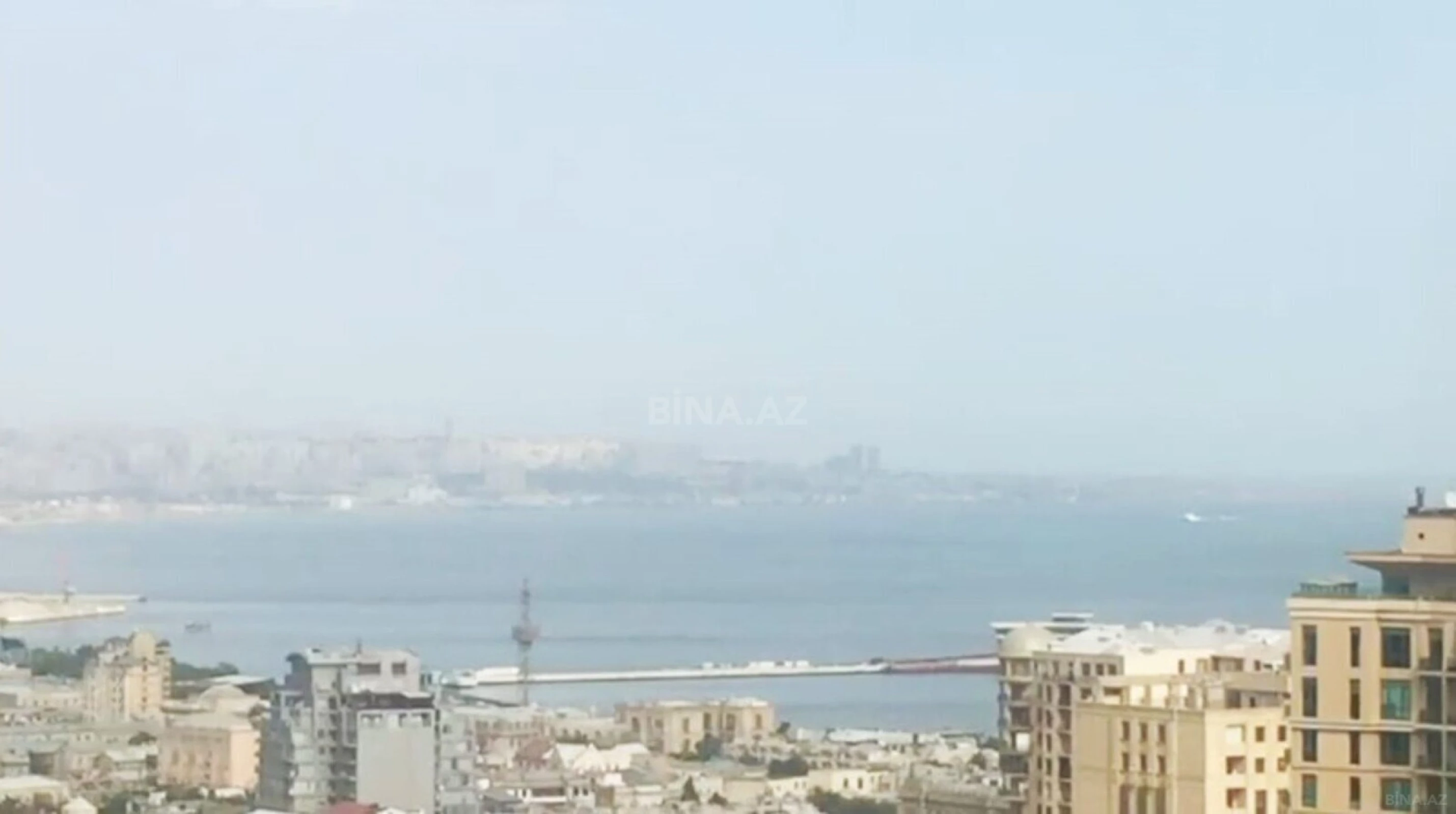 Satılır 2 otaqlı mənzil 102 m²