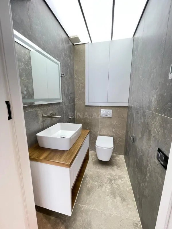 Satılır 3 otaqlı mənzil 113 m²