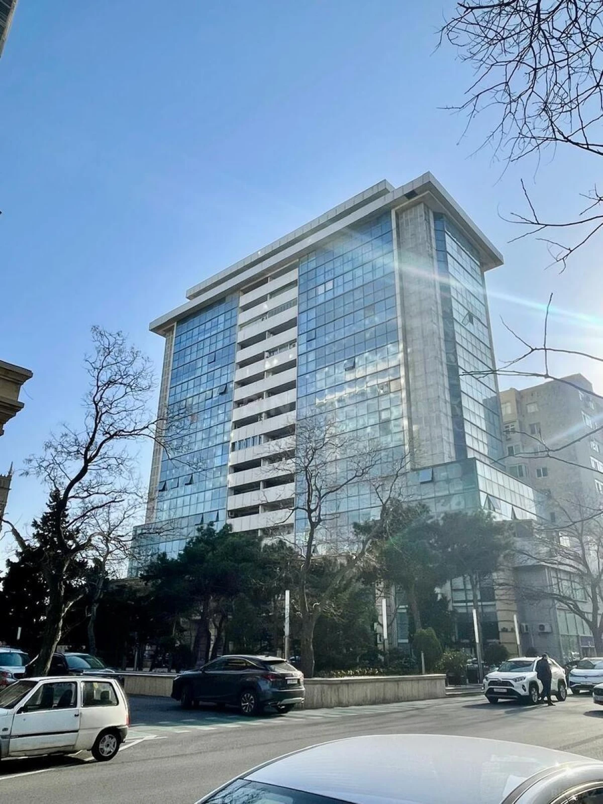 Satılır 3 otaqlı mənzil 113 m²