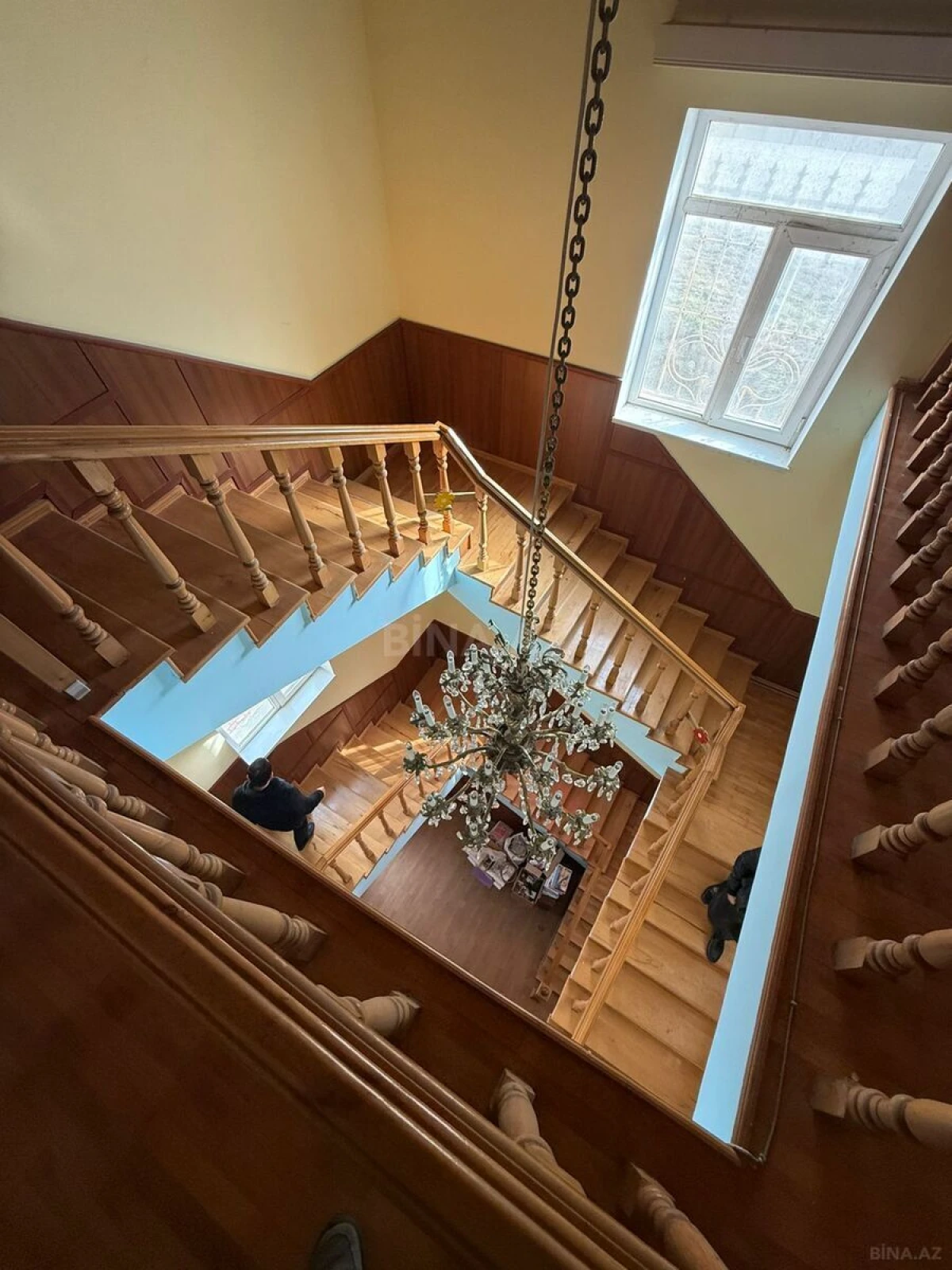 Satılır obyekt 600 m²