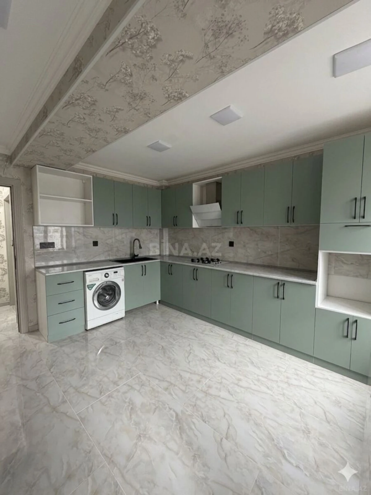 Kirayə verilir 3 otaqlı mənzil 100 m²