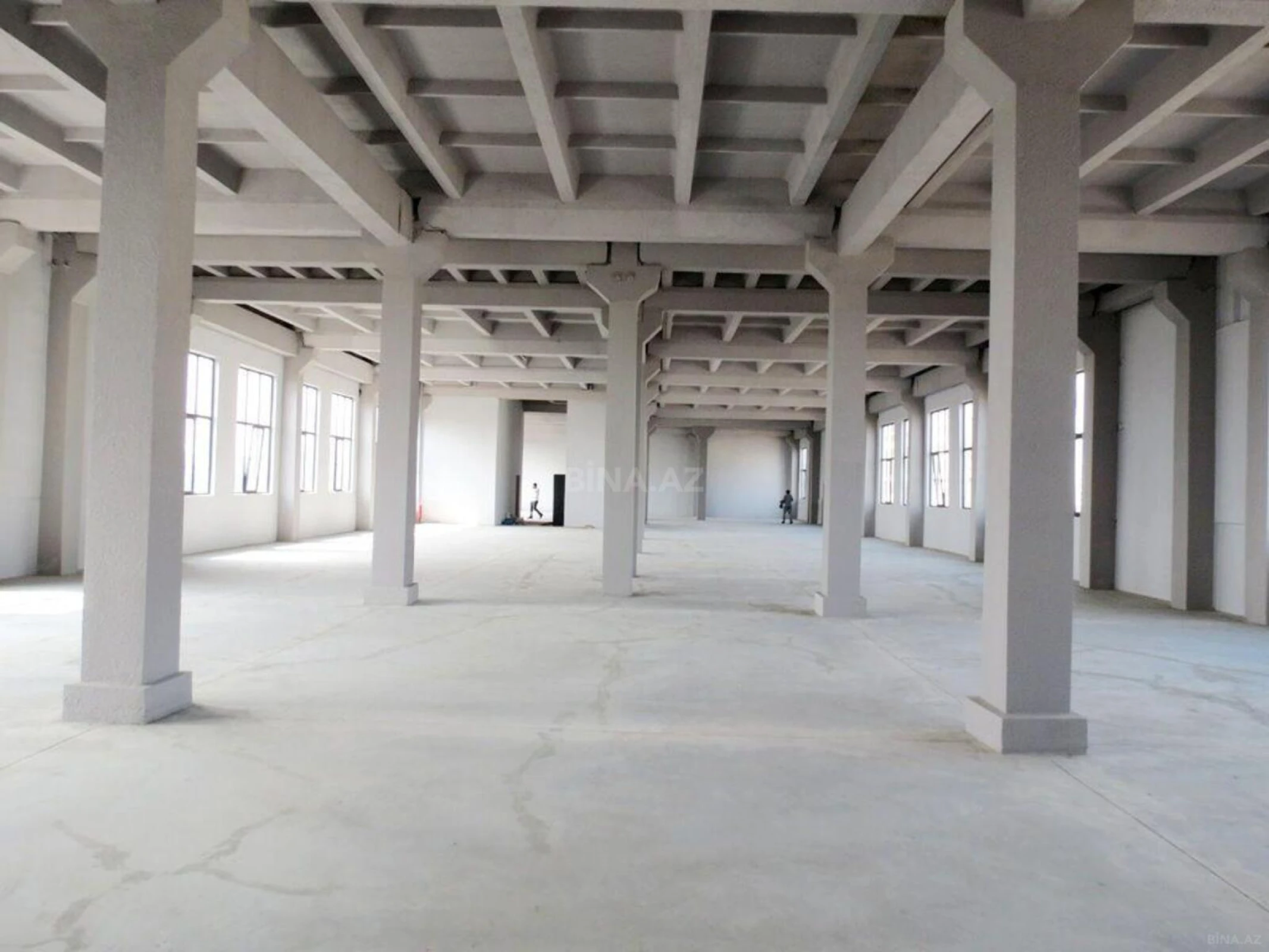 Kirayə verilir obyekt 1000 m²